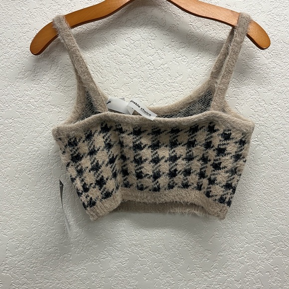 NA-KD Checked Cropped Knitted Top in Beige/ Black L - Picture 7 of 7